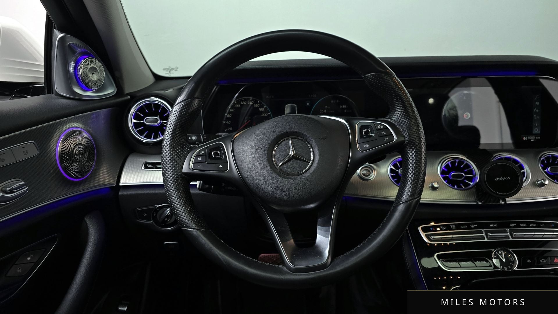 Mercedes-Benz E-Class W213 2017 — миниатюра 12