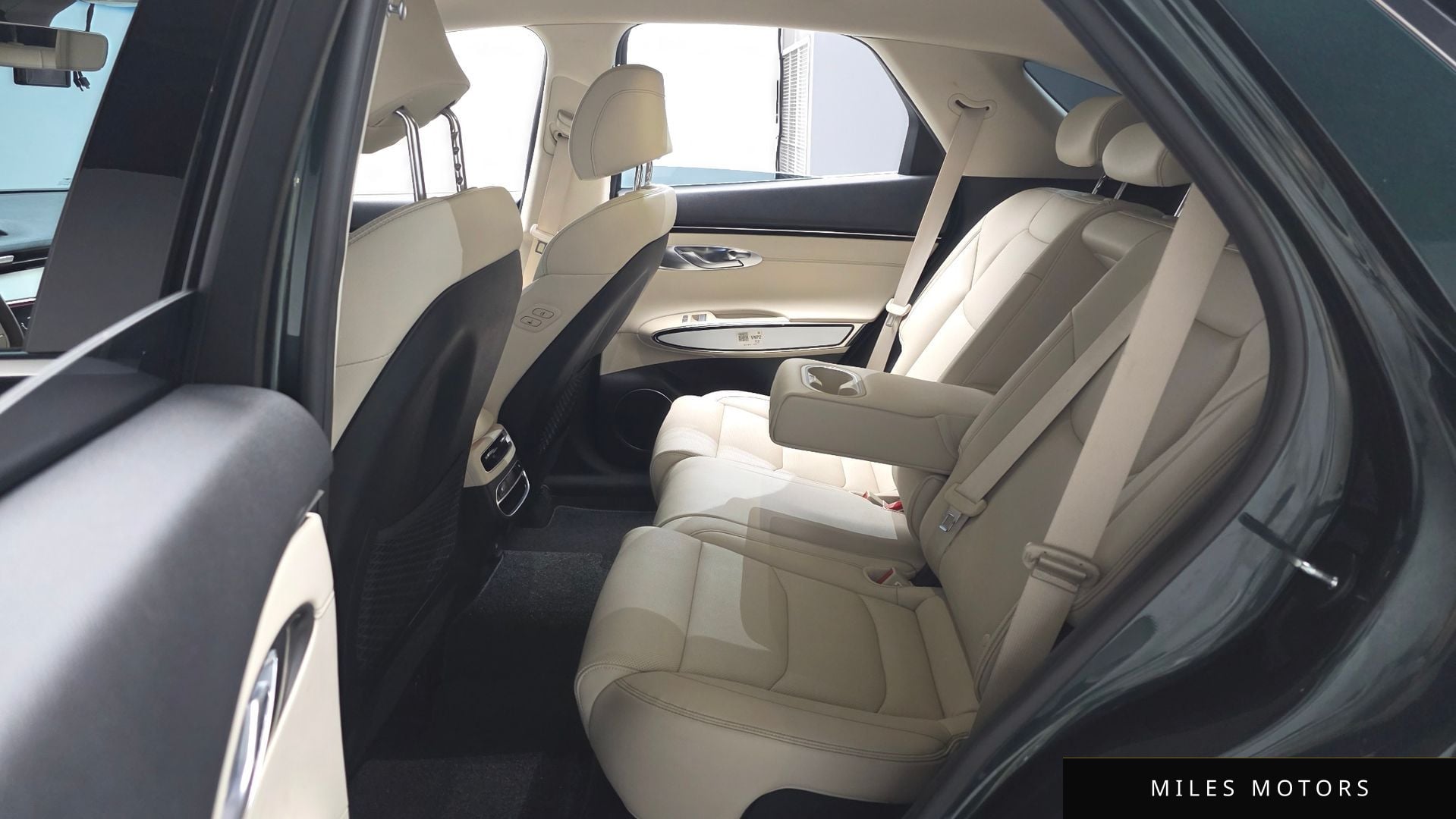 Genesis GV70 2021 — миниатюра 17