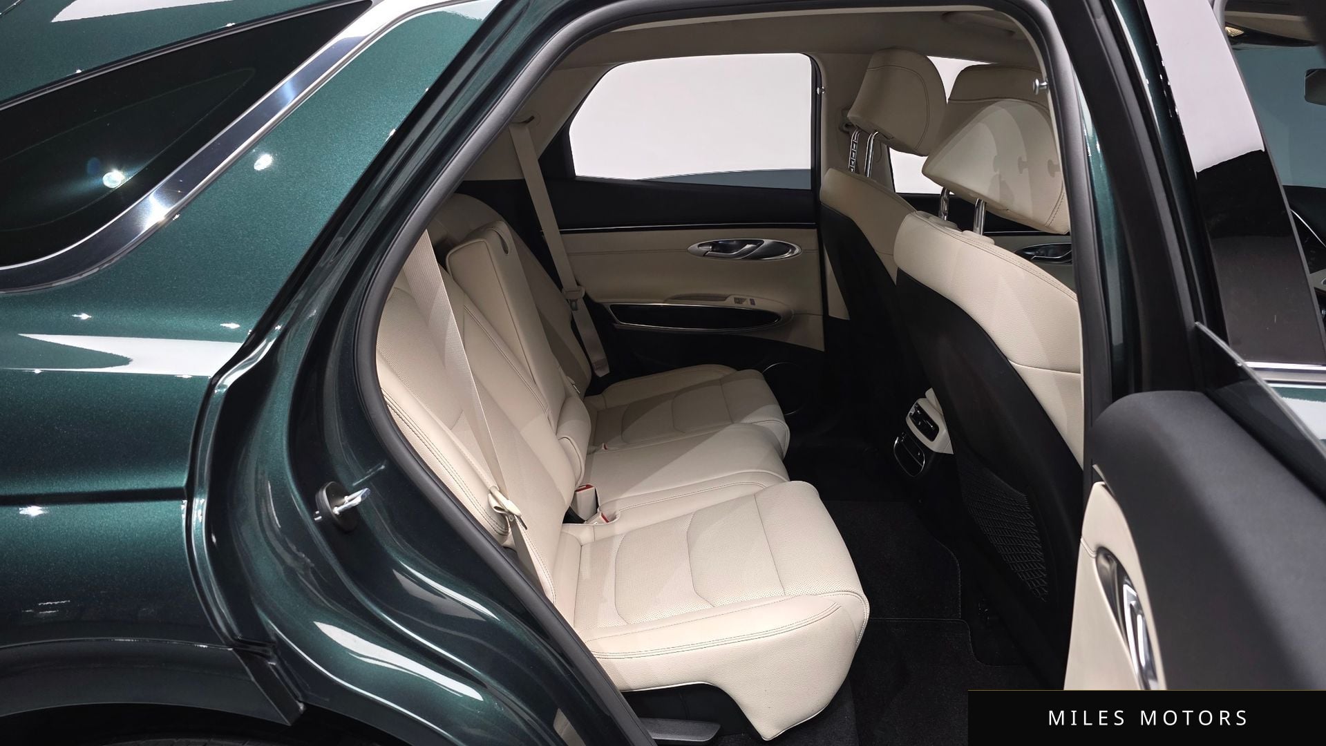 Genesis GV70 2021 — миниатюра 18