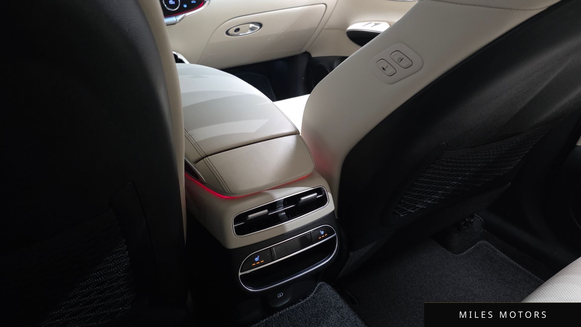 Genesis GV70 2021 — миниатюра 25