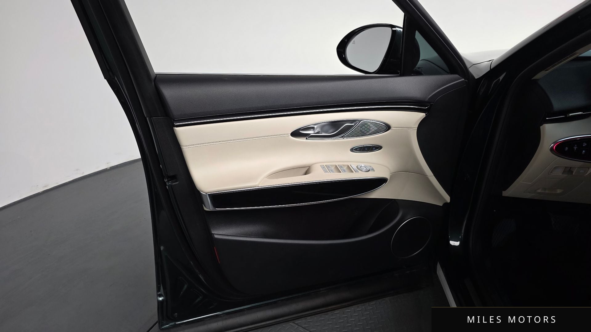 Genesis GV70 2021 — миниатюра 14