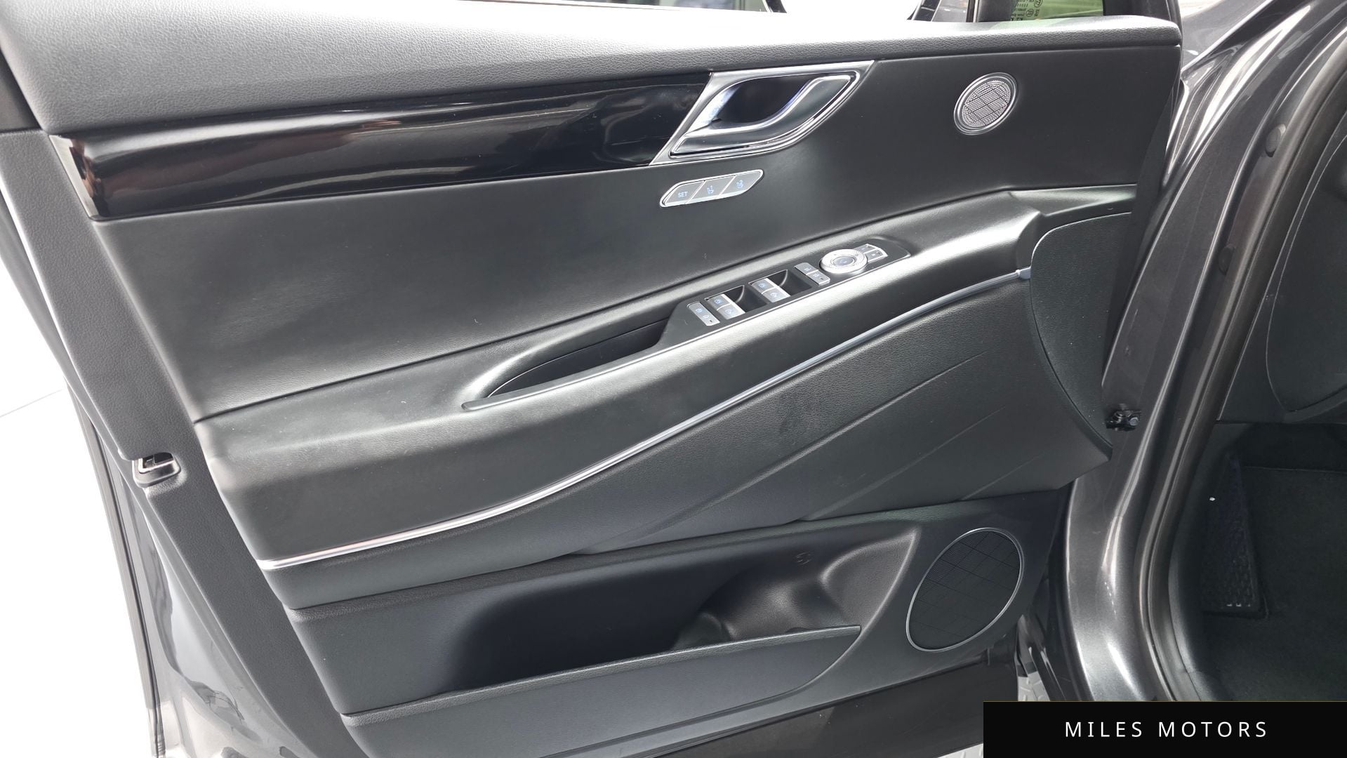Genesis GV80 2022 — миниатюра 14