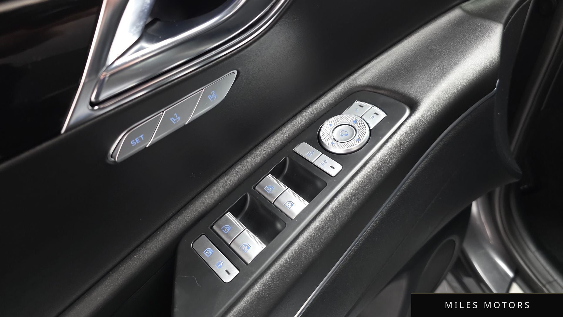 Genesis GV80 2022 — миниатюра 31