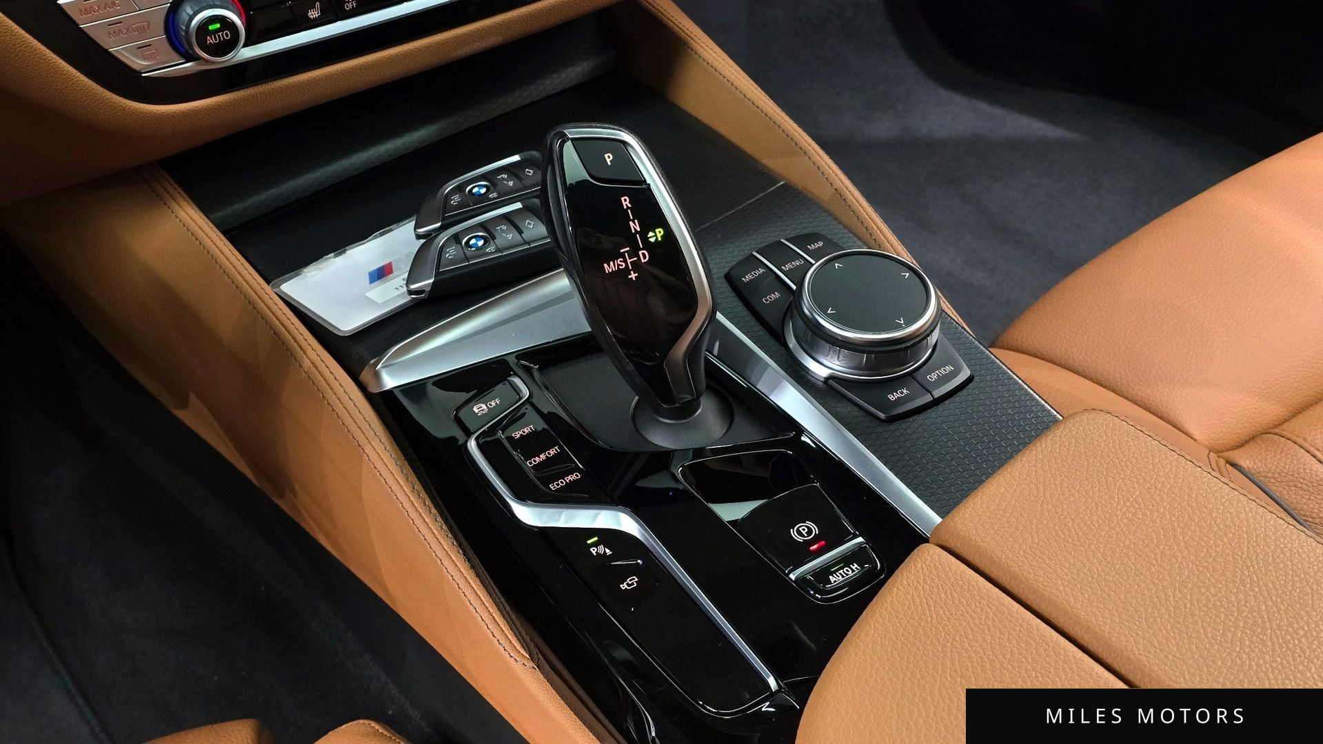 BMW 5 Series (G30) 2023 — миниатюра 12