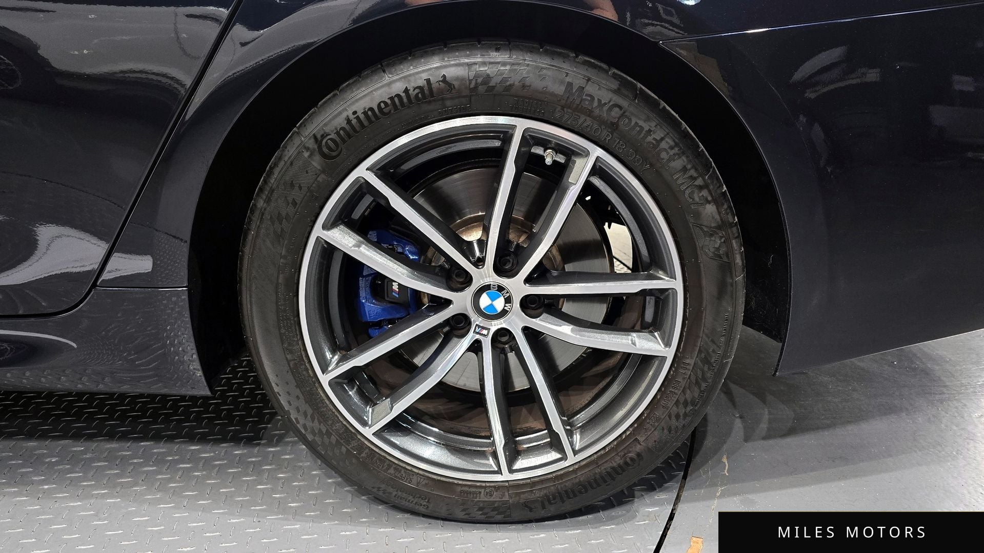BMW 5 Series (G30) 2023 — миниатюра 7