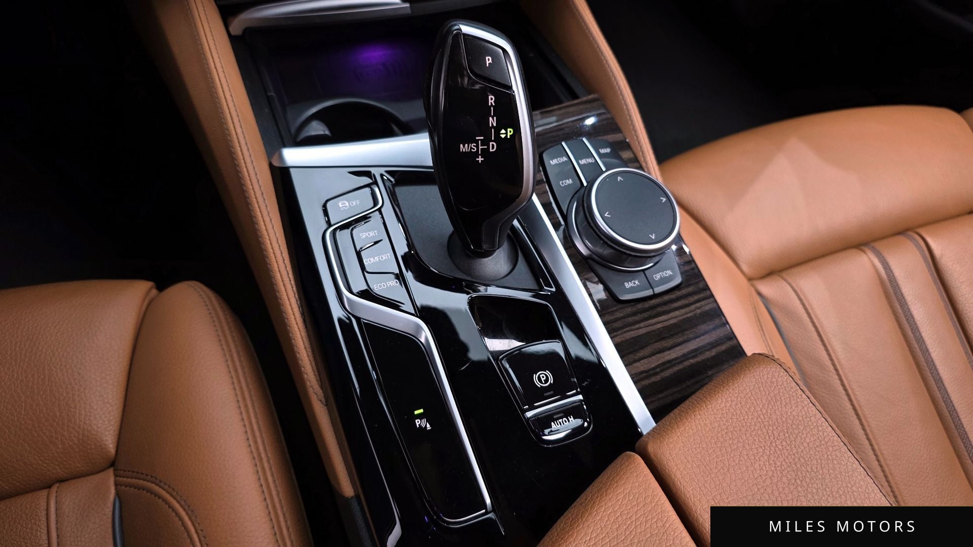 BMW 5 Series (G30) 2021 — миниатюра 12