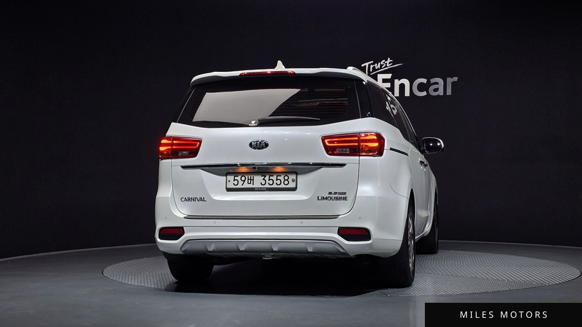 Kia Canival 2019 — миниатюра 4