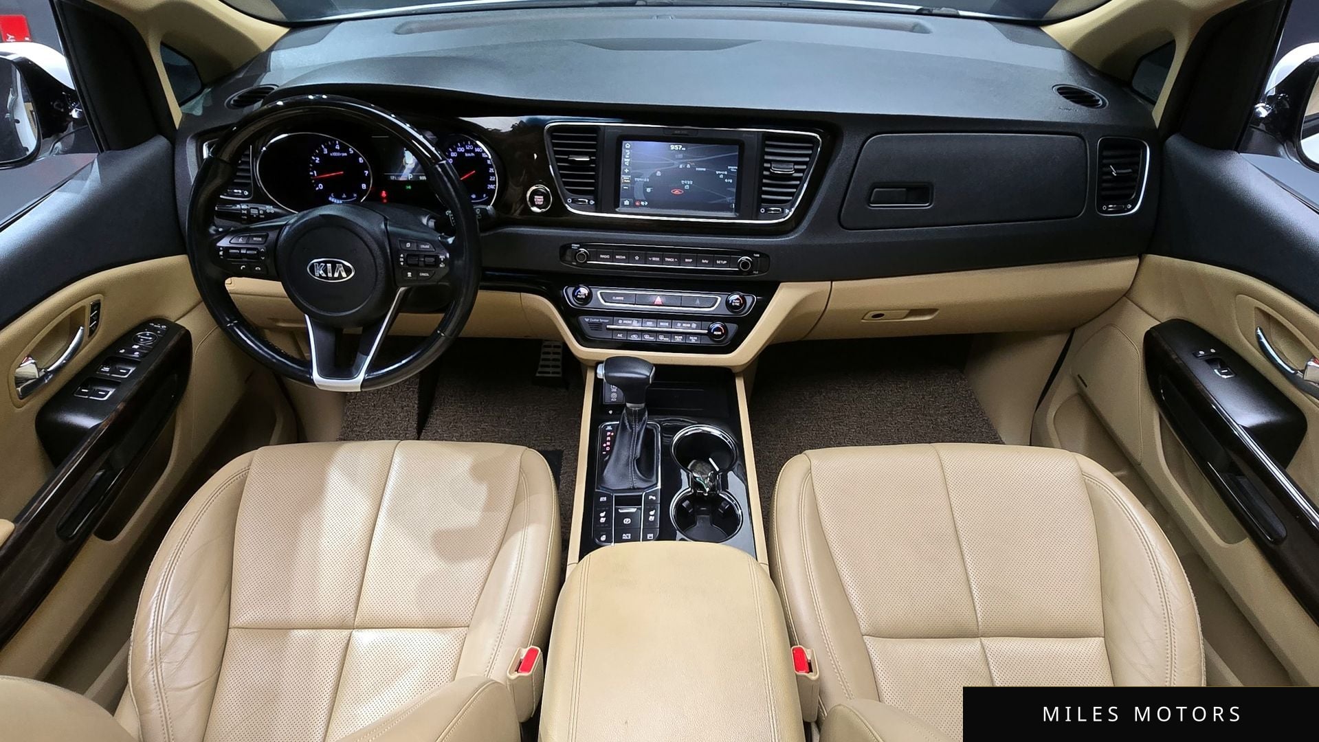 Kia Canival 2019 — миниатюра 7