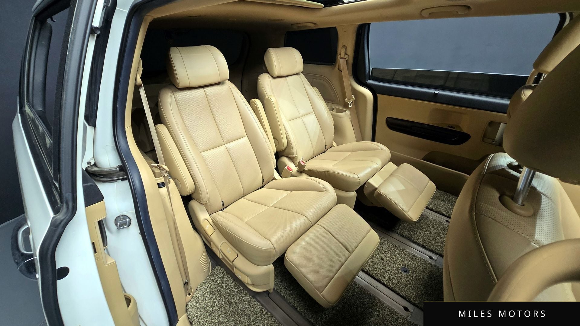 Kia Canival 2019 — миниатюра 11