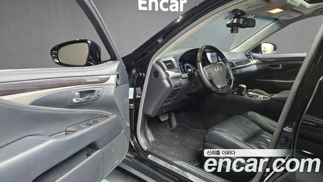 Лексус LS460 2014 — миниатюра 12