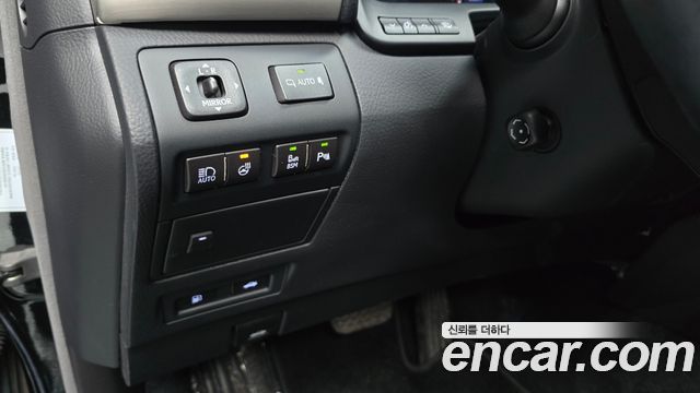 Лексус LS460 2014 — миниатюра 22