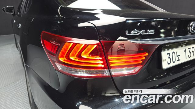 Лексус LS460 2014 — миниатюра 8