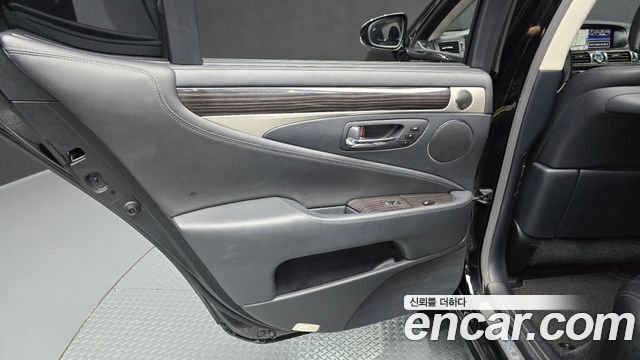 Лексус LS460 2014 — миниатюра 14