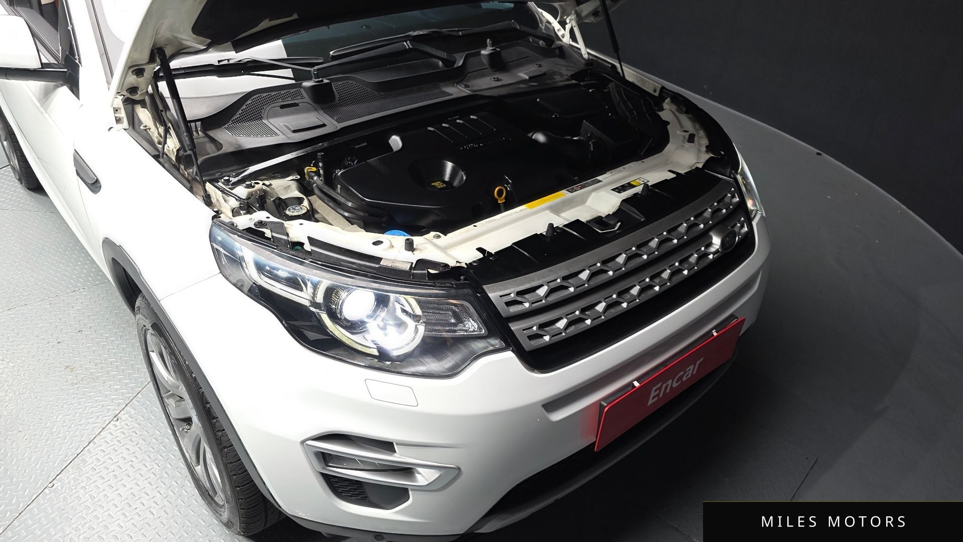 Land Rover Discovery Sport 2016 — миниатюра 6