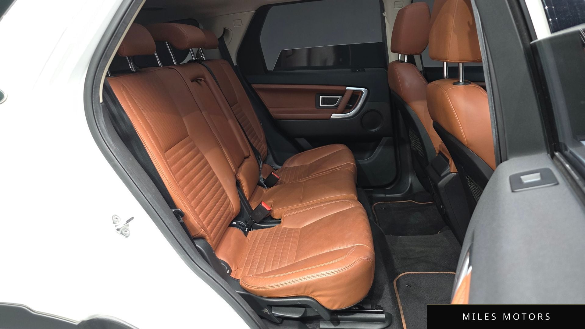 Land Rover Discovery Sport 2016 — миниатюра 12