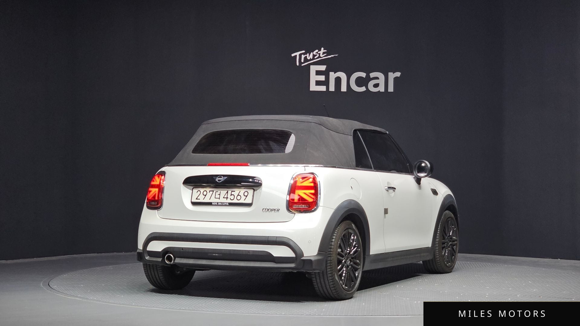 MINI 쿠퍼 컨버터블 2024 — миниатюра 2