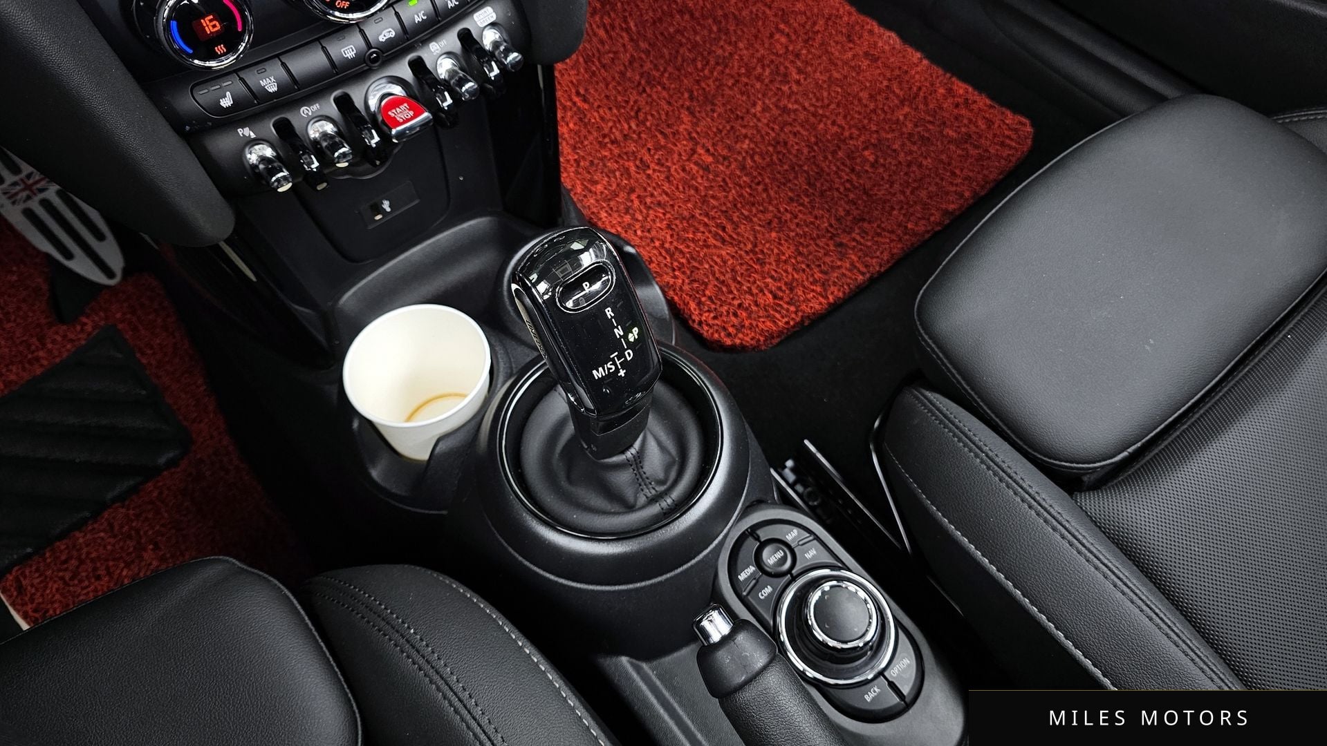MINI 쿠퍼 컨버터블 2024 — миниатюра 9