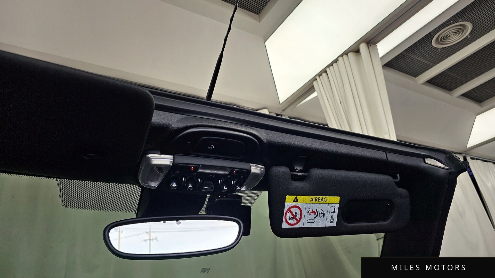 MINI 쿠퍼 컨버터블 2024 — миниатюра 17