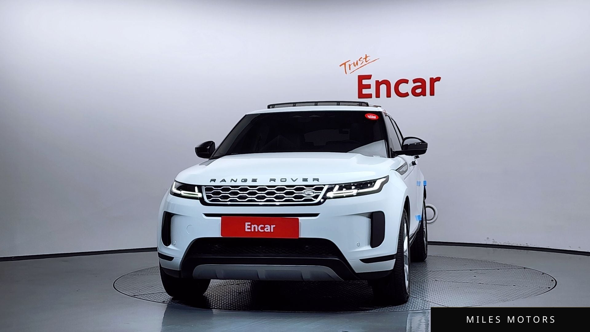 Land Rover Range Rover Evoque 2022 — миниатюра 3