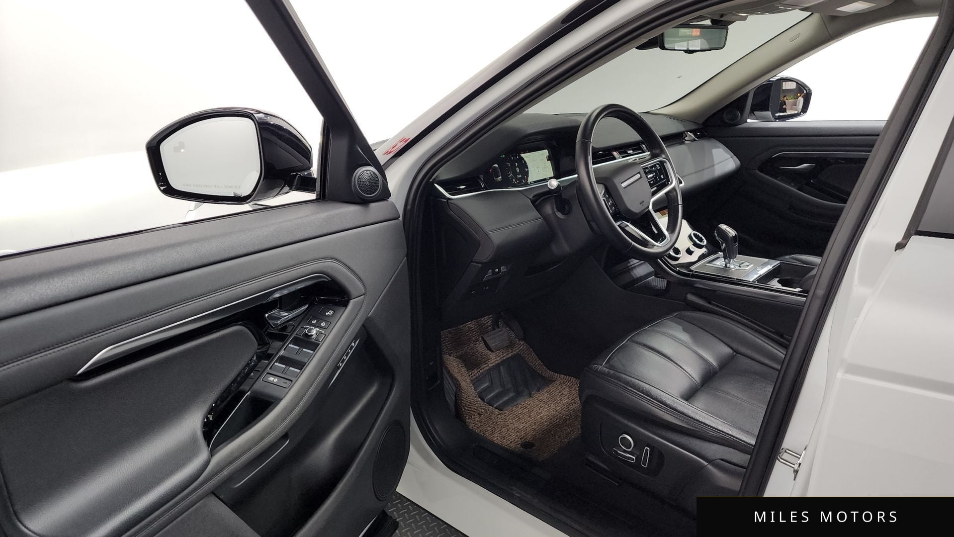Land Rover Range Rover Evoque 2022 — миниатюра 10