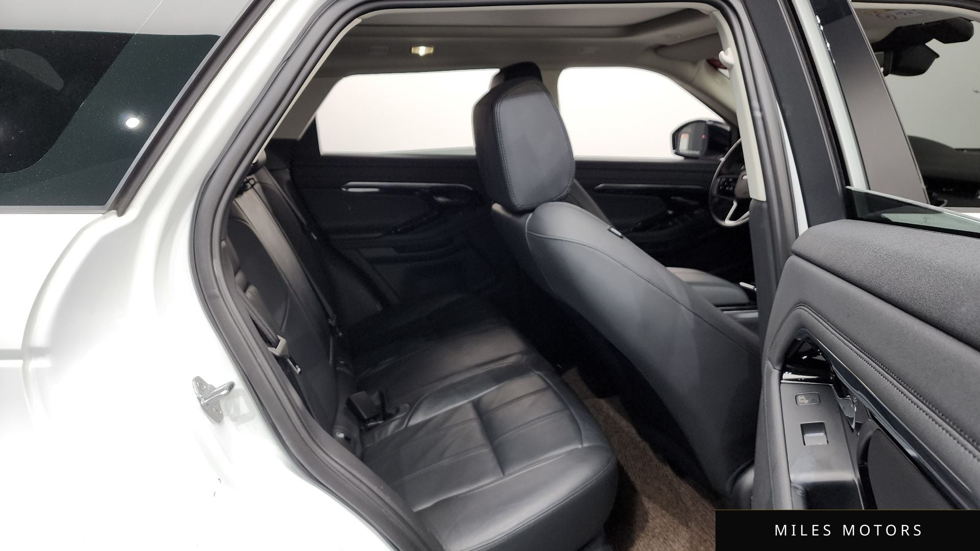 Land Rover Range Rover Evoque 2022 — миниатюра 11
