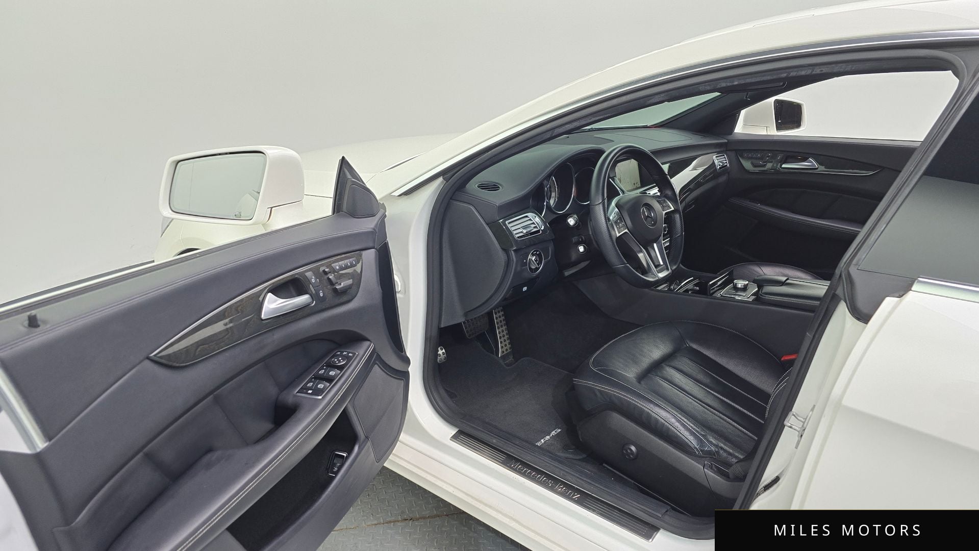 Mercedes-Benz CLS-Class W218 2014 — миниатюра 10