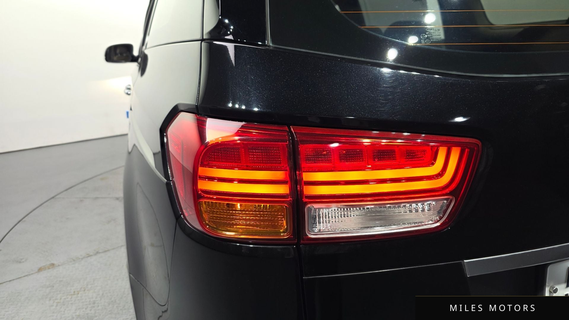 Kia Canival 2015 — миниатюра 9