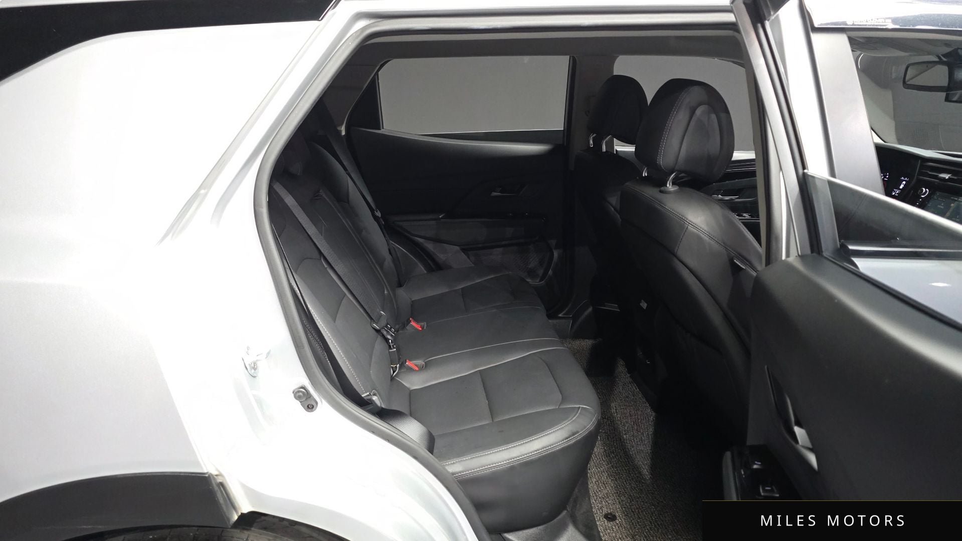 KG Mobility Beautiful Korando 2020 — миниатюра 18