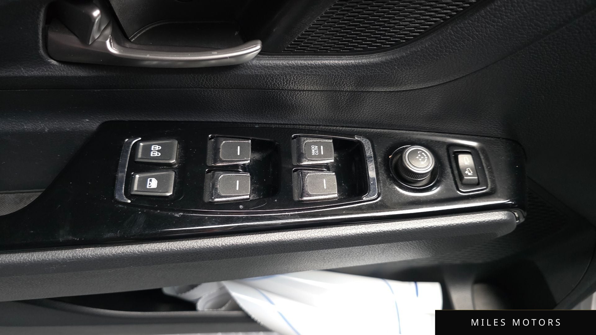 KG Mobility Beautiful Korando 2020 — миниатюра 30