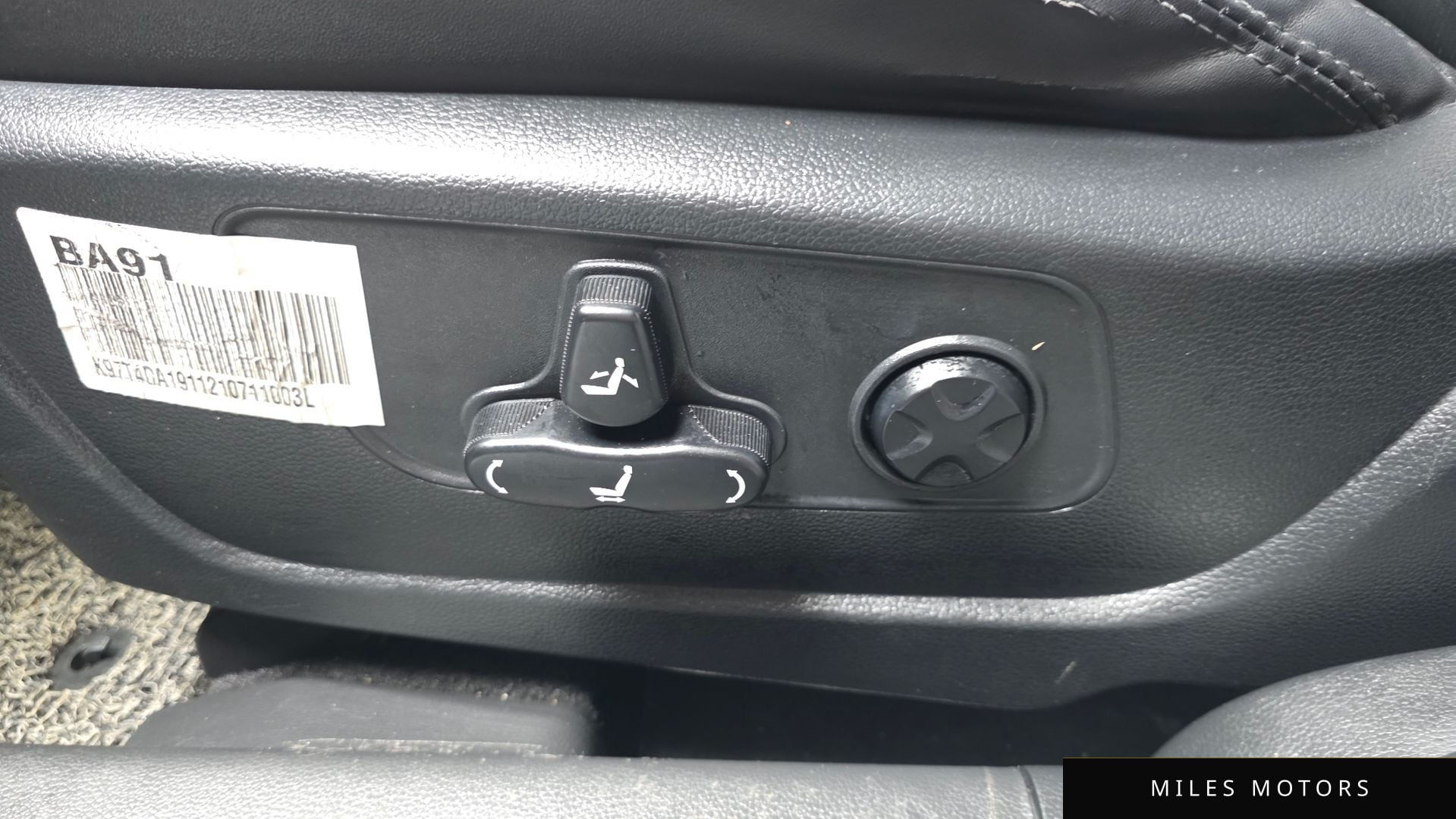KG Mobility Beautiful Korando 2020 — миниатюра 32