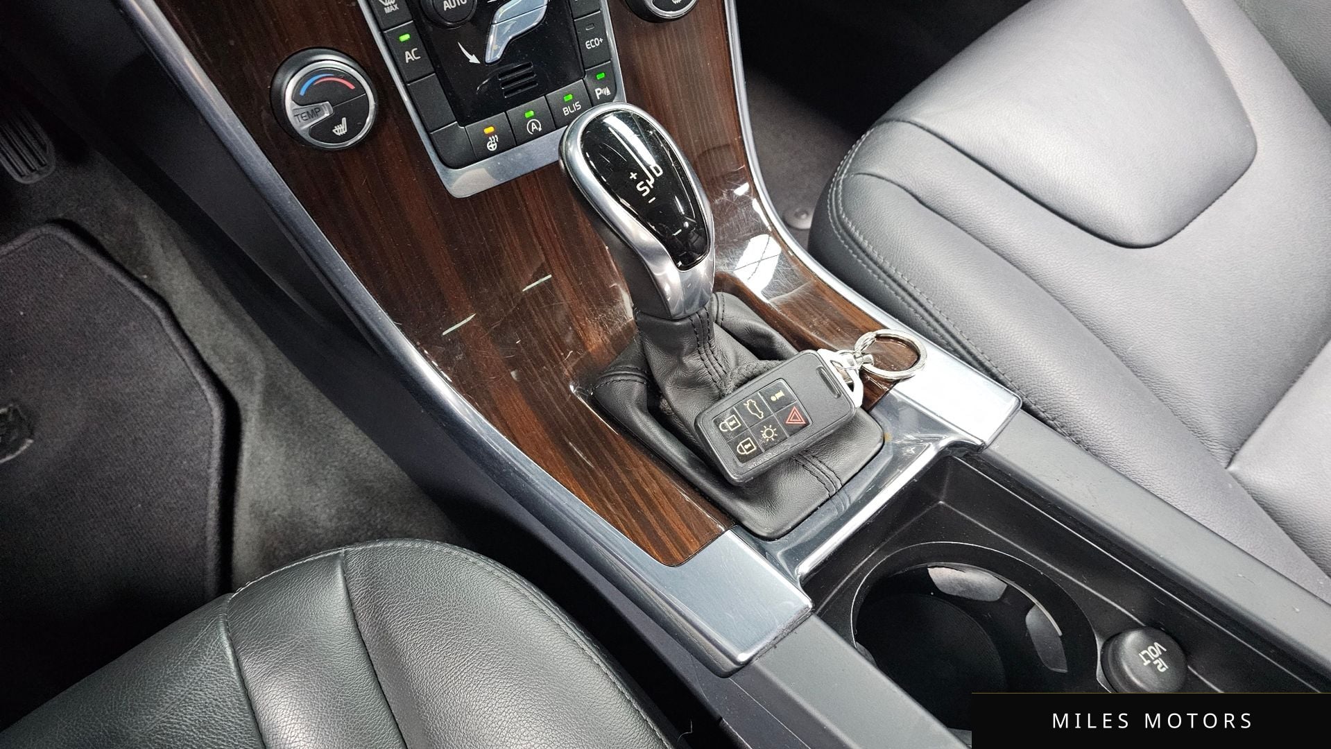 Volvo XC60 2014 — миниатюра 9