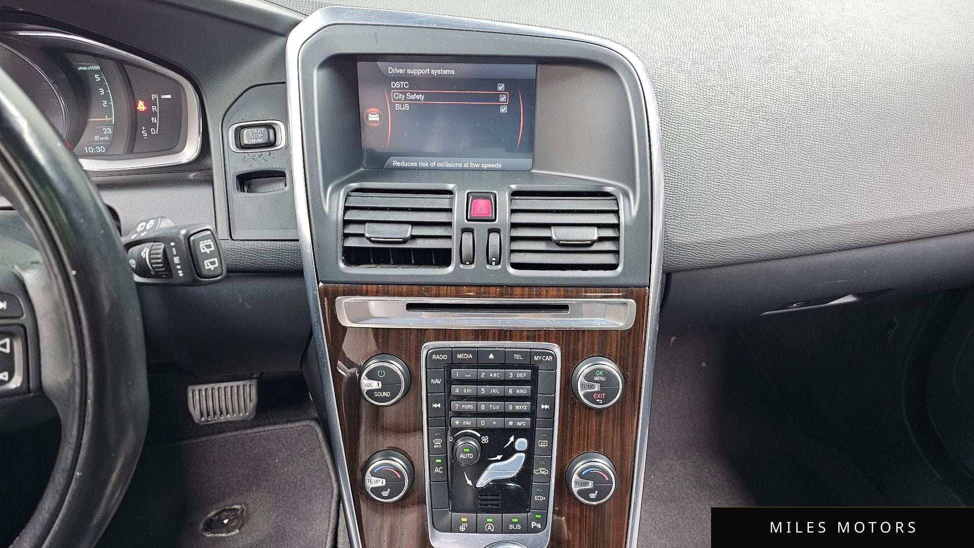 Volvo XC60 2014 — миниатюра 15