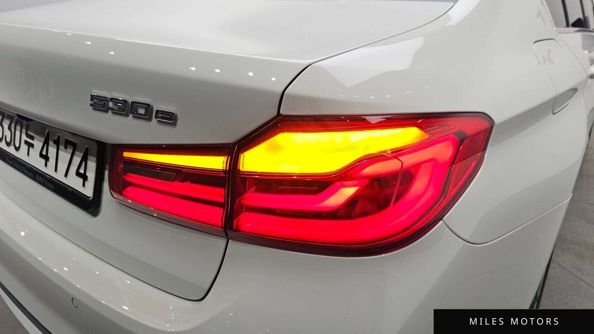 BMW 5 Series (G30) 2020 — миниатюра 8