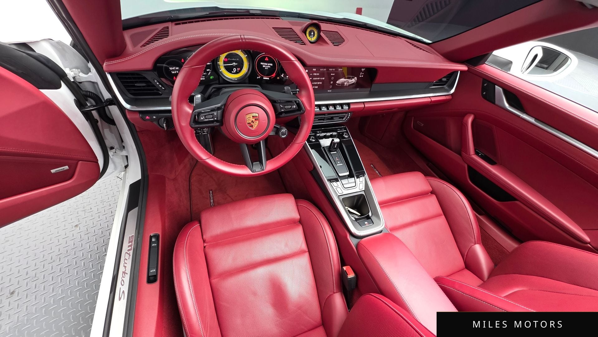 Porsche 911 (992) 2023 — миниатюра 7