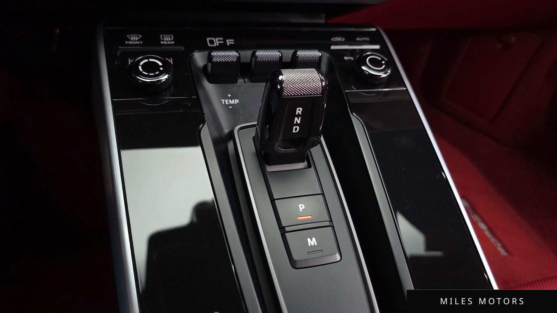 Porsche 911 (992) 2023 — миниатюра 9