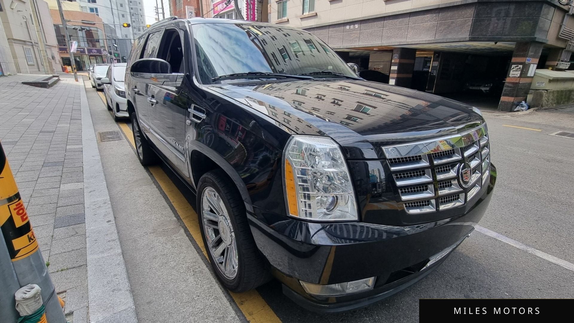 Cadillac Escalade 2011 — миниатюра 2