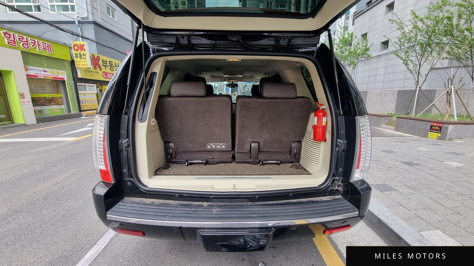 Cadillac Escalade 2011 — миниатюра 8