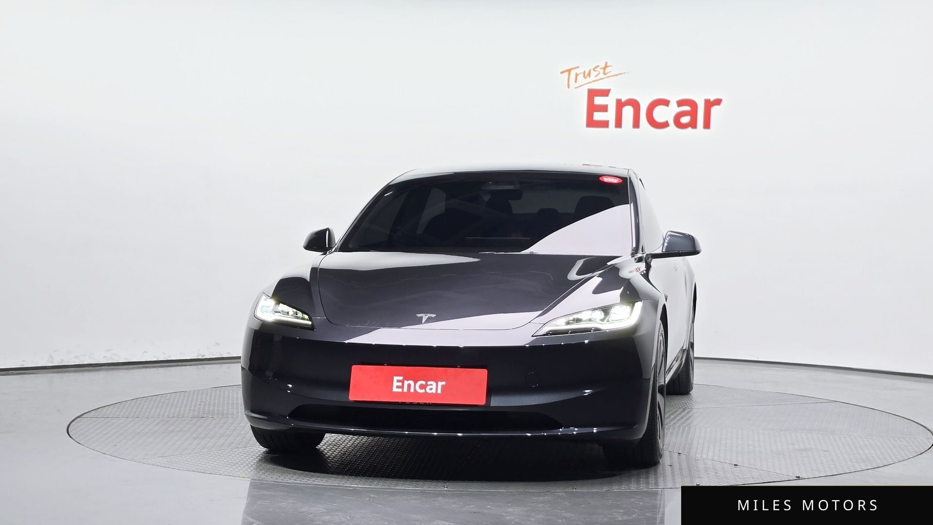 Tesla 모델 3 2025 — миниатюра 3