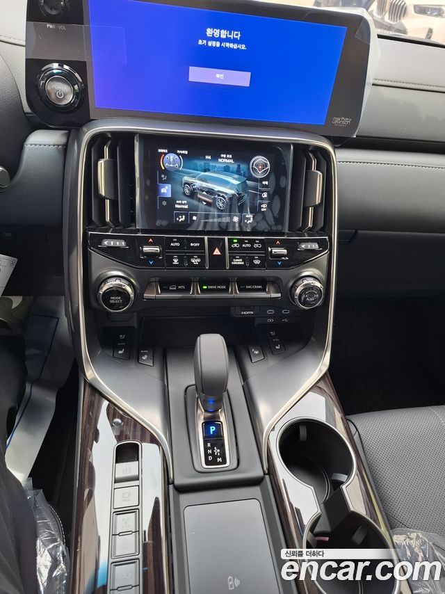 Лексус LX 2026 — миниатюра 15