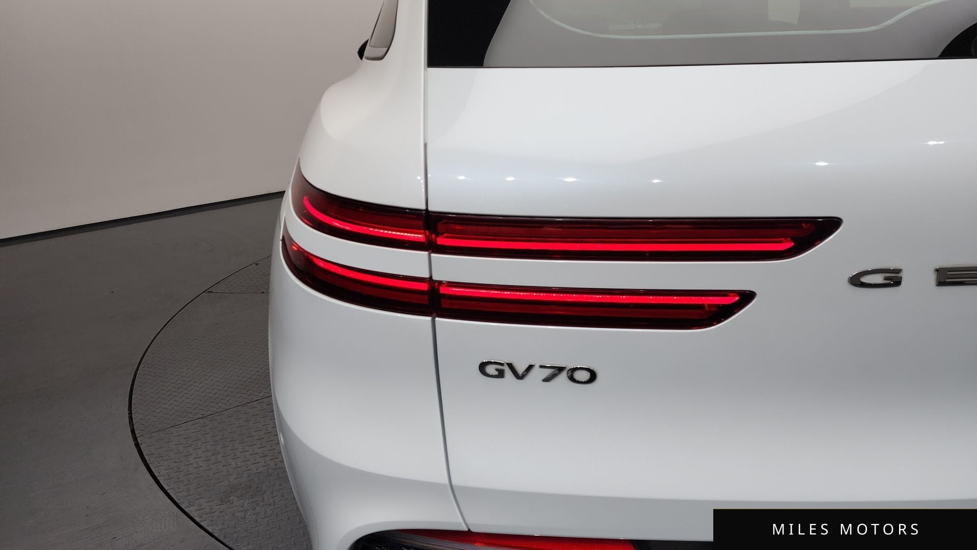 Genesis GV70 2023 — миниатюра 7