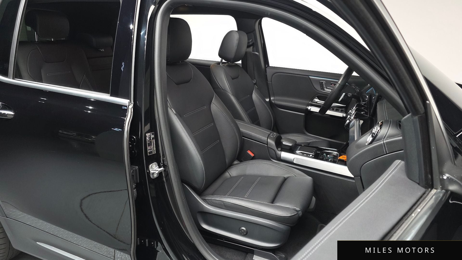 Mercedes-Benz EQB X243 2023 — миниатюра 15