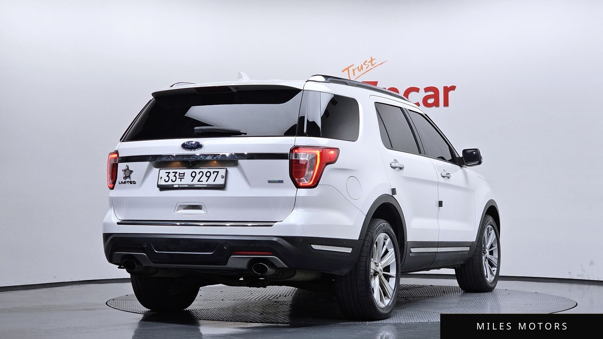 Ford Explorer 2019 — миниатюра 2