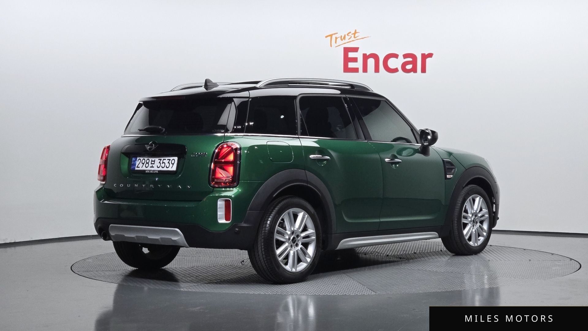 MINI 쿠퍼 컨트리맨 2023 — миниатюра 2
