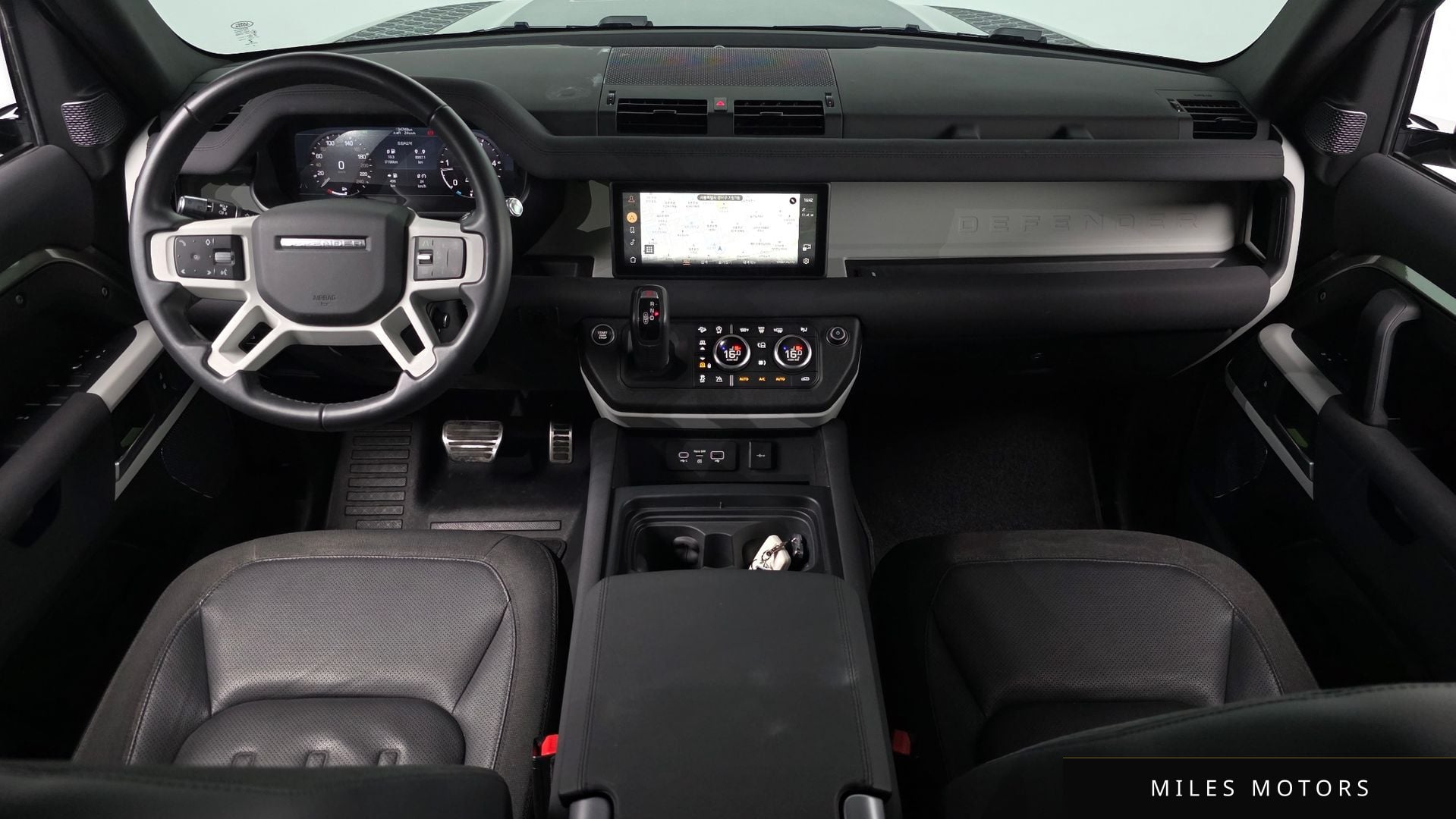 Land Rover Defender 2020 — миниатюра 9