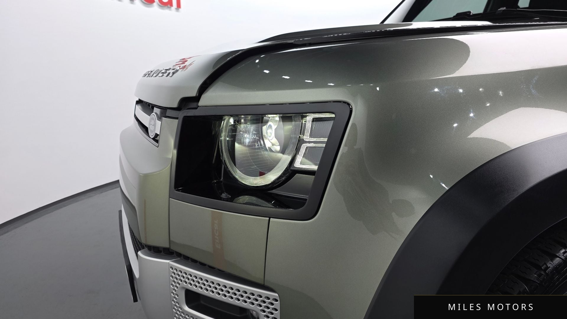 Land Rover Defender 2020 — миниатюра 7