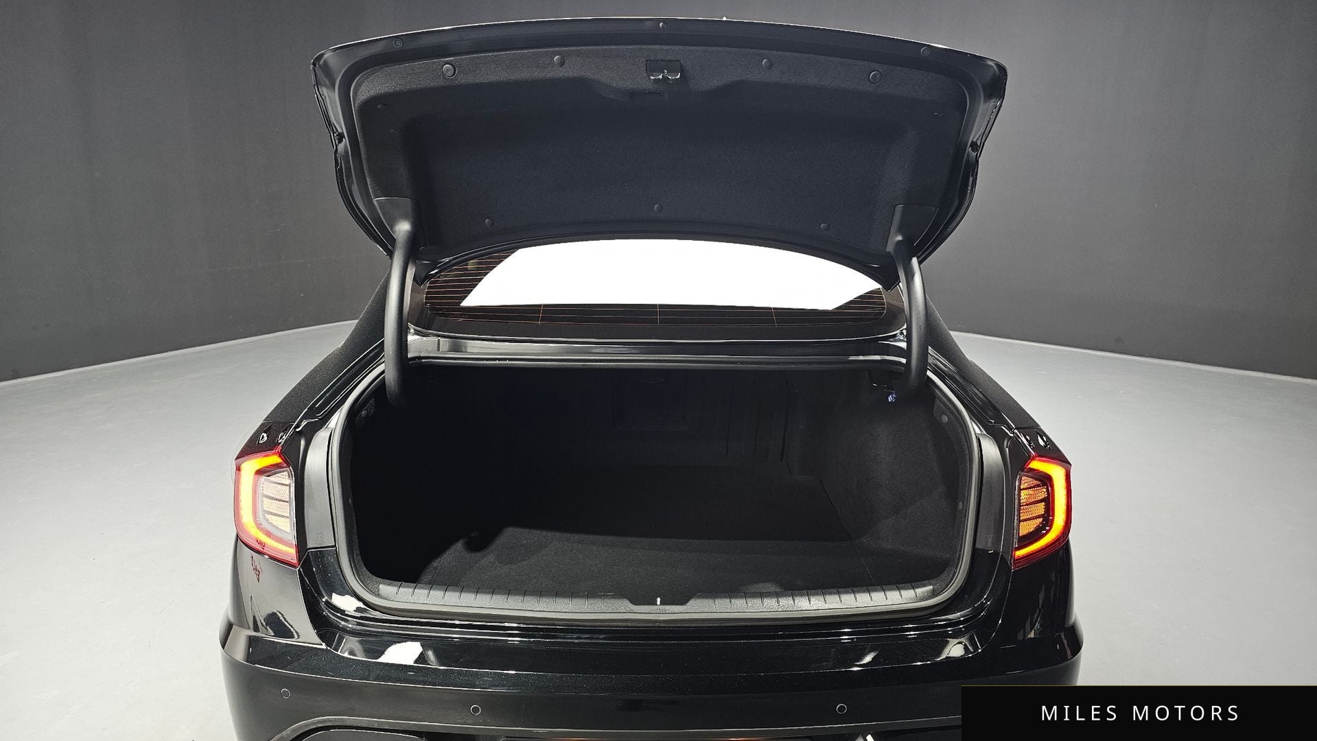 Hyundai Sonata 2022 — миниатюра 26