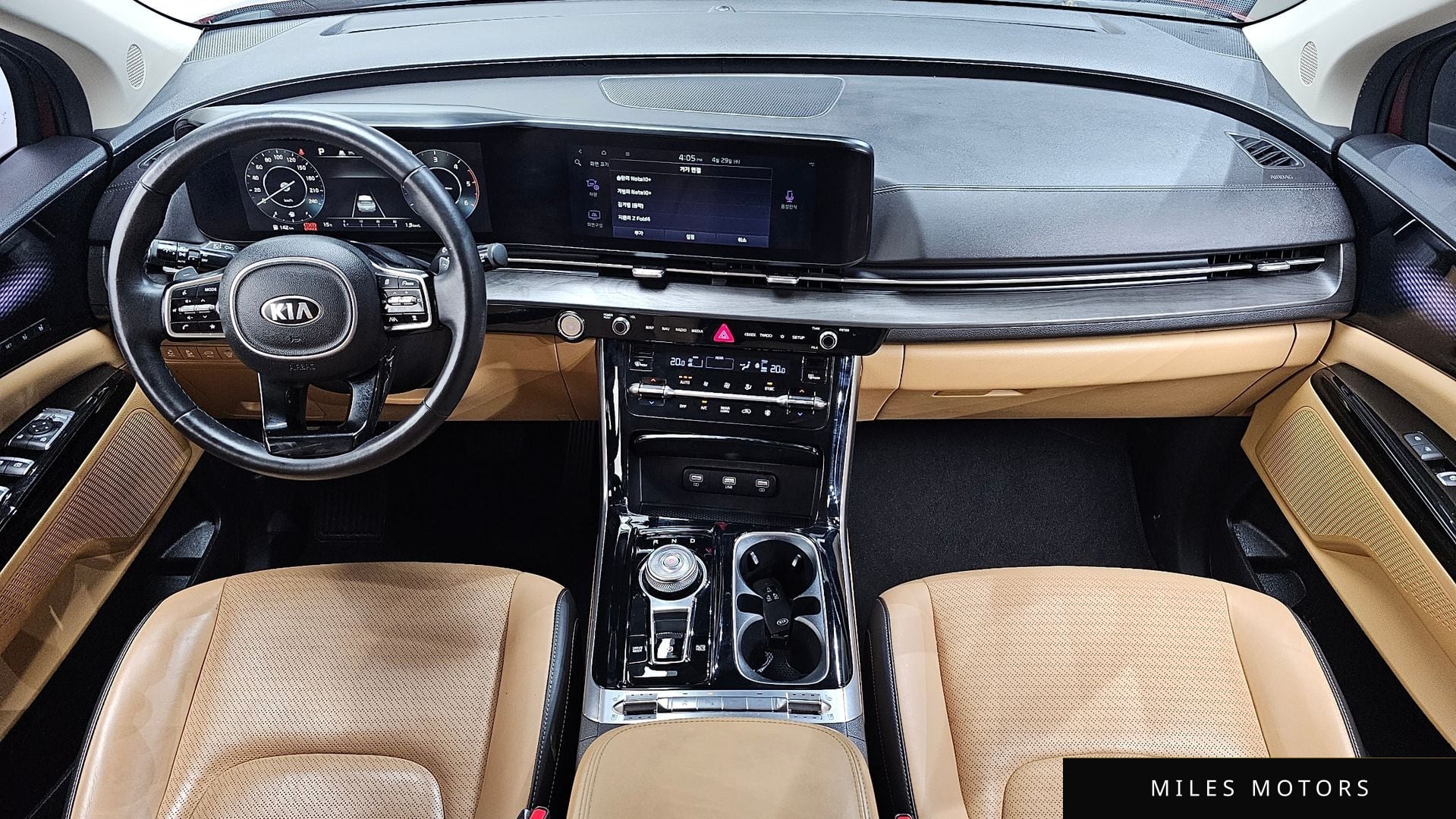 Kia Carnival 2021 — миниатюра 10