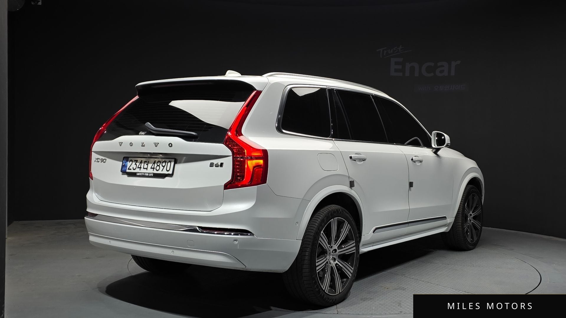 Volvo XC90 2023 — миниатюра 2