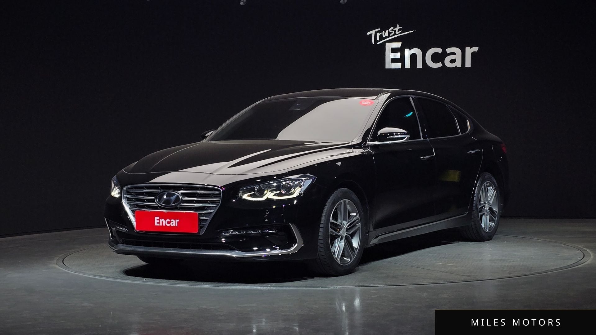 Hyundai Grandeur 2019 — фото 1 из 12