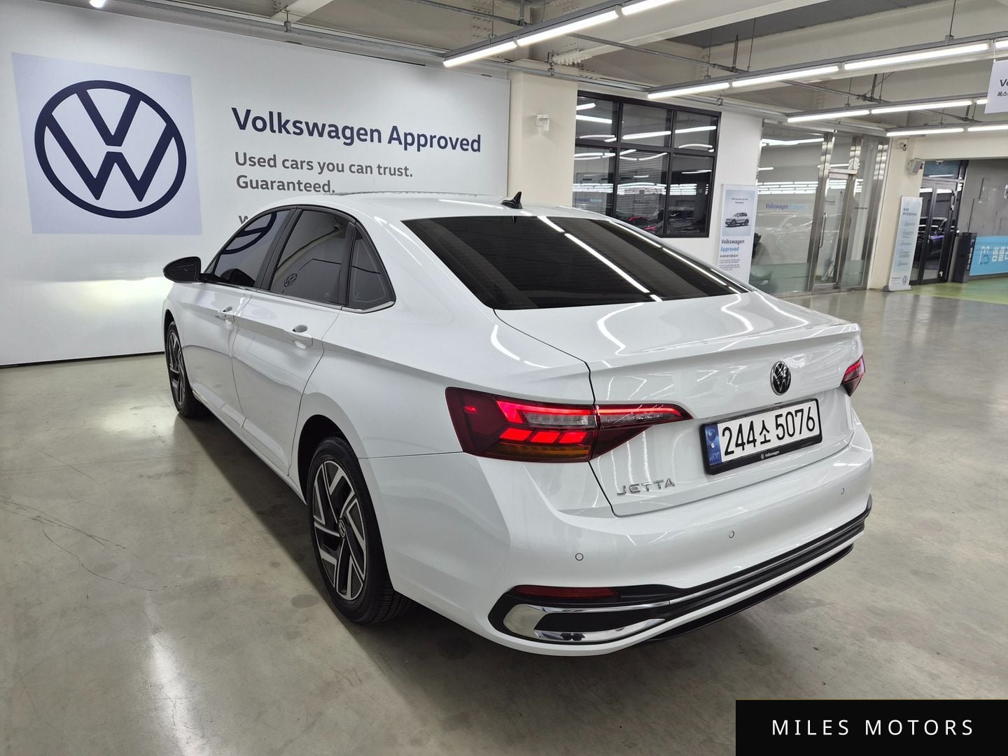 Volkswagen Jetta 2024 — миниатюра 2
